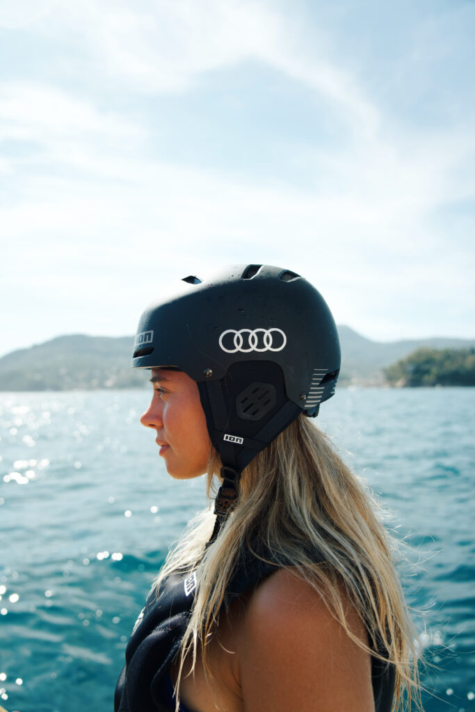 Watertoys Events BAYSIDE-Aerofoils-Try-and-Fly-2025-Portofino-Coast-Girl-Helmet-683x1024 BAYSIDE Yacht Charter